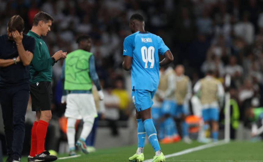 UEFA Champions League : Chancel Mbemba out